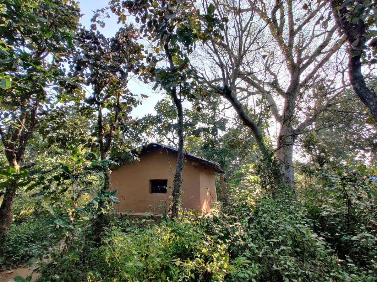 Surwahi Social Ecoestate Kānha Exterior photo